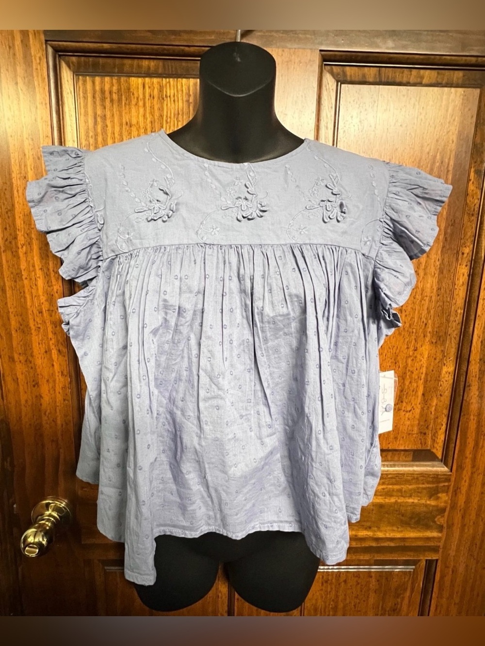 Jessica Simpson Chandler Flutter Sleeve Gray Blue Flowy Blouse